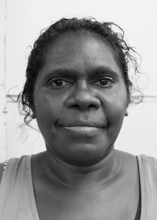 <br>Rurruwiliny Beverly Ngurruwuthun</br><strong>Batjparra </strong><br>76 x 76cm</br><br>ID: 0481-25</br> - Image 2