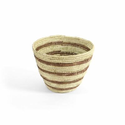 <br>Yaminy Munuŋgurr</br><strong>Bathi </strong><br>25 x 30cm</br><br>ID: 5166-25</br>