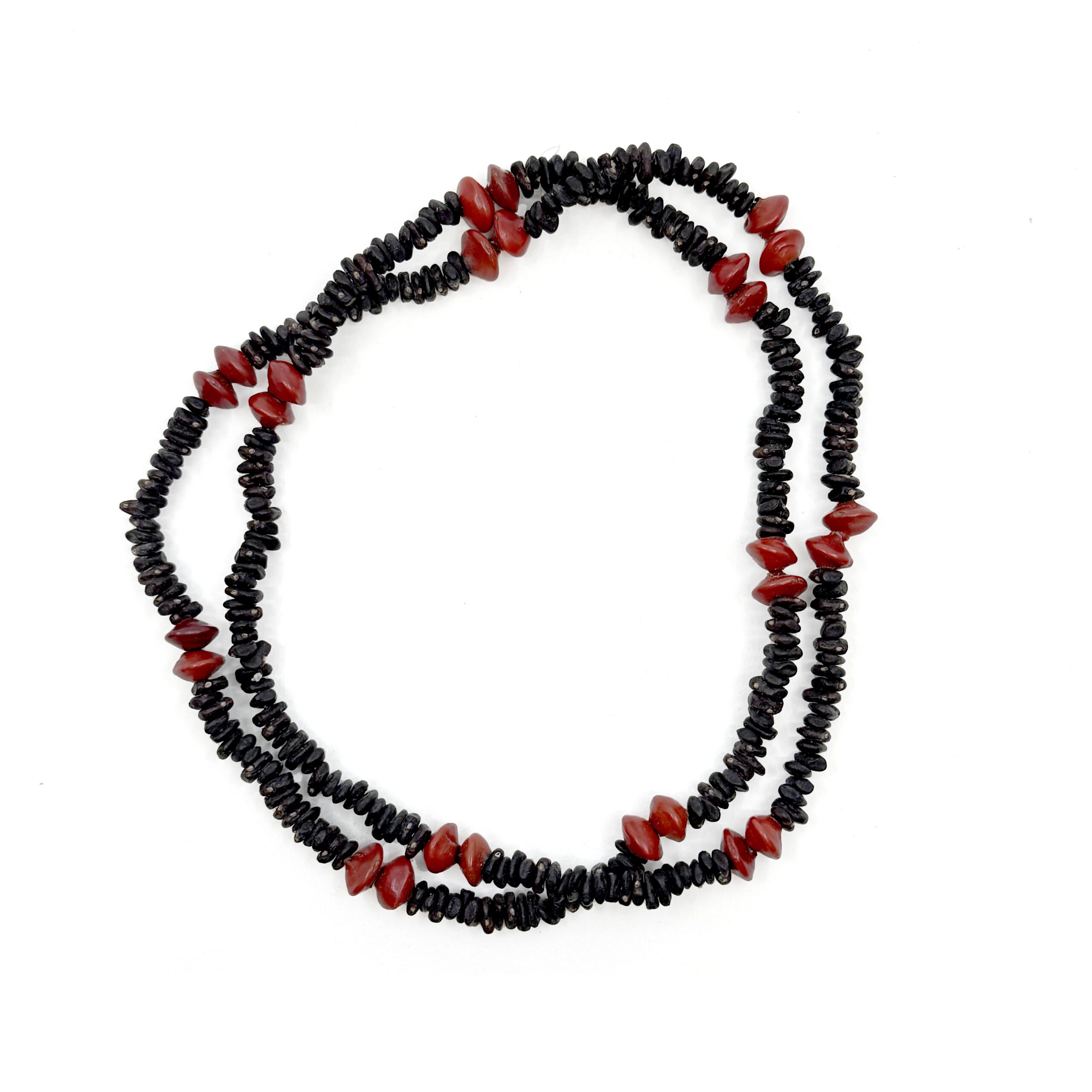 Lawuyŋu  </br>Necklace </br>73cm