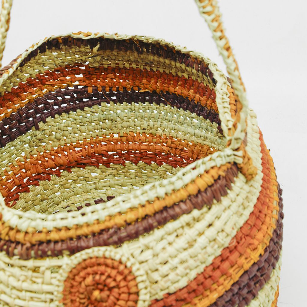 <br>Djarrupi #2 Wungumurra</br><strong>Bathi </strong><br>25 x 20cm</br><br>ID: 5886-25</br> - Image 4