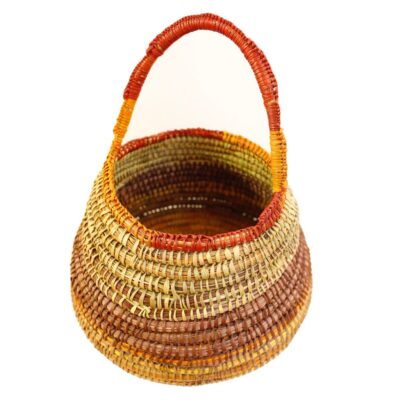 <br>Lomburr Marika</br><strong>Bathi </strong><br>16 x 17 x 29cm</br><br>ID: 8087-25</br>