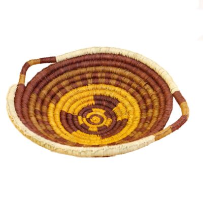 <br>Gidilpawuy Munyarryun</br><strong>Bathi </strong><br>44 x 38 x 12cm</br><br>ID: 7823-25</br>