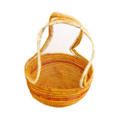 <br>Laŋgarrgarr Alinta Munyarryun</br><strong>Bathi </strong><br>33 x 29cm</br><br>ID: 7294-25</br>