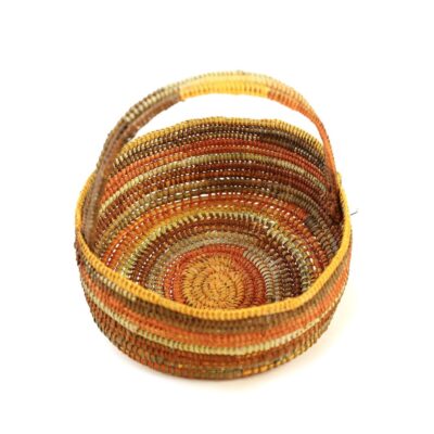 <br>Rruwaypi Mary Guyula</br><strong>Bathi </strong><br>22 x 8cm h:20cm</br><br>ID: 320-26</br>