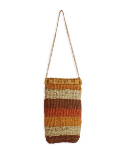 <br>Rrawuruwuy Dhamarrandji</br><strong>Bol'pu</strong><br>27.5 x 8 x 15.5cm</br><br>ID: 1794-26</br>