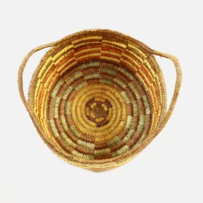 <br>Galatharra Munyarryun</br><strong>Bathi </strong><br>33 x 18cm</br><br>ID: 2611-26</br>