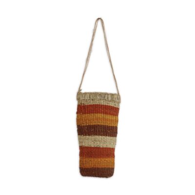 <br>Rrawuruwuy Dhamarrandji</br><strong>Bol'pu</strong><br>26.5 x 8 x 14cm</br><br>ID: 1795-26</br>