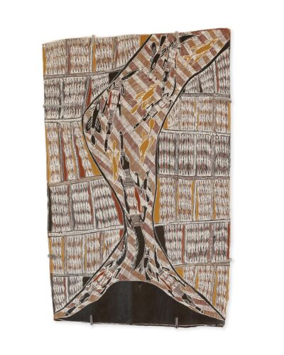 <br>Wunduru Mununggurr</br><strong>Gurtha </strong><br>39 x 62cn</br><br>ID: 2451-26</br>