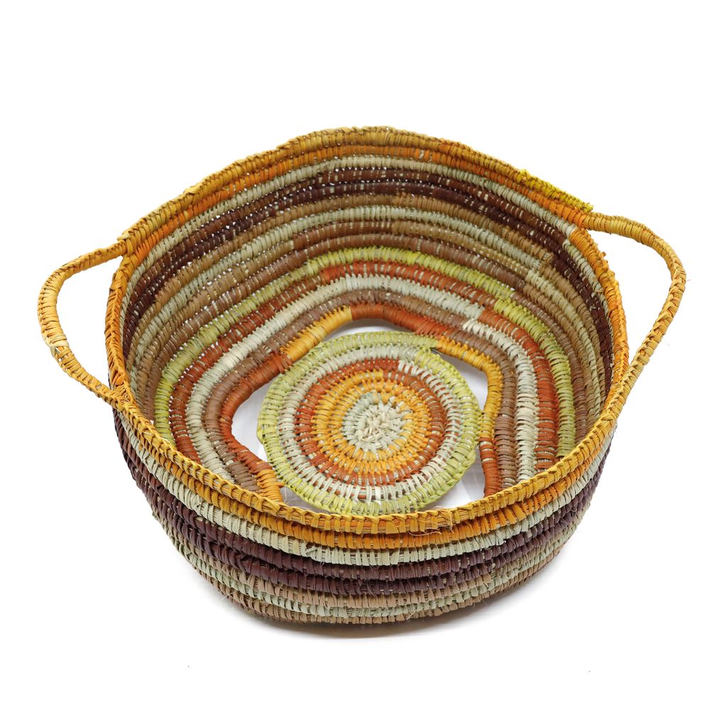 <br>Yaminy Munuŋgurr</br><strong>Bathi </strong><br>29 x 32 x 13cm</br><br>ID: 3913-26</br> - Image 2